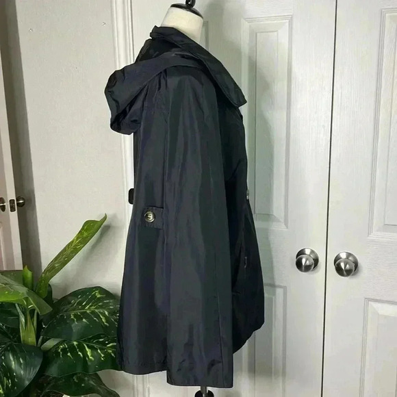 White Stag Large Buttons Rain Coat Size XL (16-18) Black Detachable Hood Jacket - Picture 5 of 10